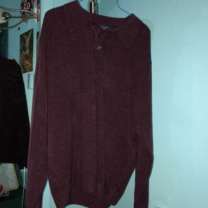 Size L, long-sleeve burgundy polo shirt/sweater
